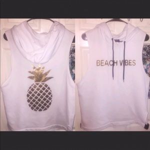 ⭐️REDUCED PRICE⭐️Pineapple Beach Vibes Hooded tank